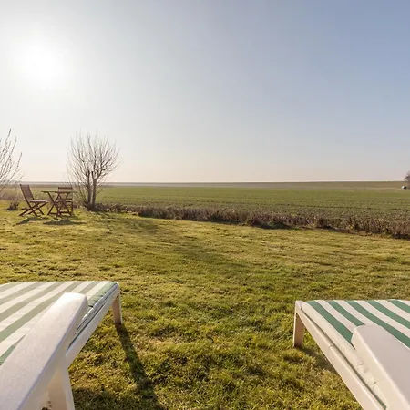 Holiday home Deichblick