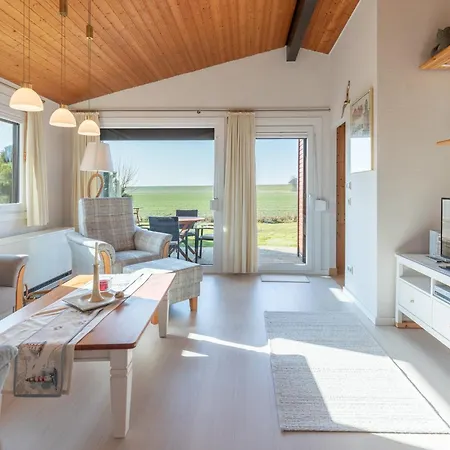 Holiday home Deichblick *